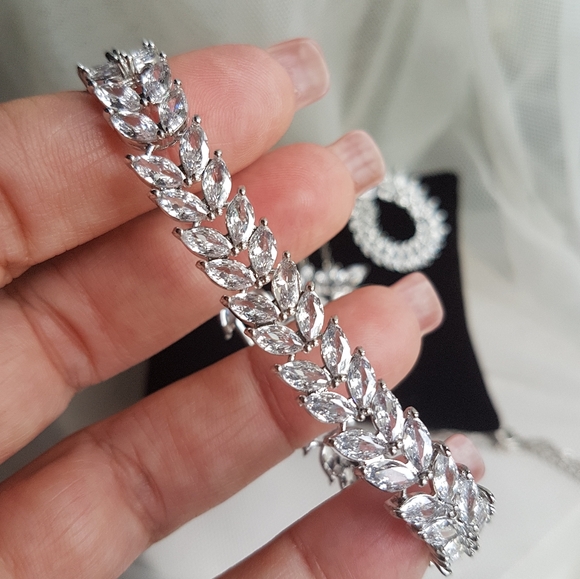 Swarovski Elements 925 Sterling Silver Double Row Marquis Tennis Bracelet NEW - Picture 1 of 17